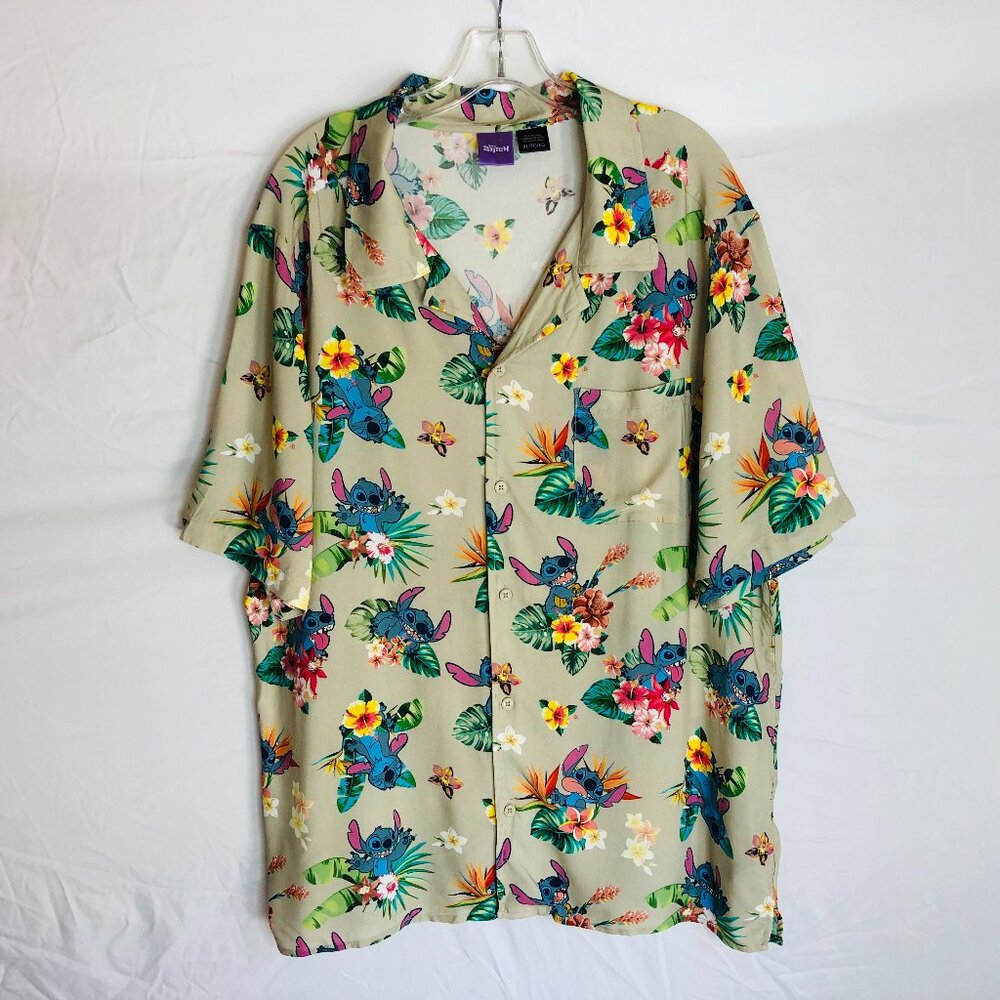 Disney Lilo & Stitch Men's Size XL Floral Button Up Hawaiian Camp Shirt